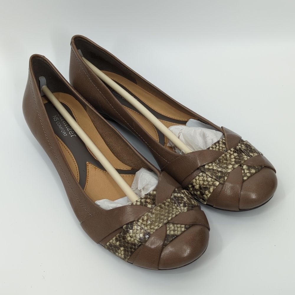 Naturalizer N5 Comfort Maude Brown Snakeskin Flats 6.5M Leather Upper